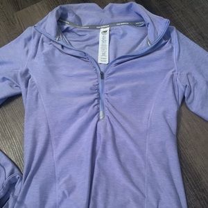 Workout half zip